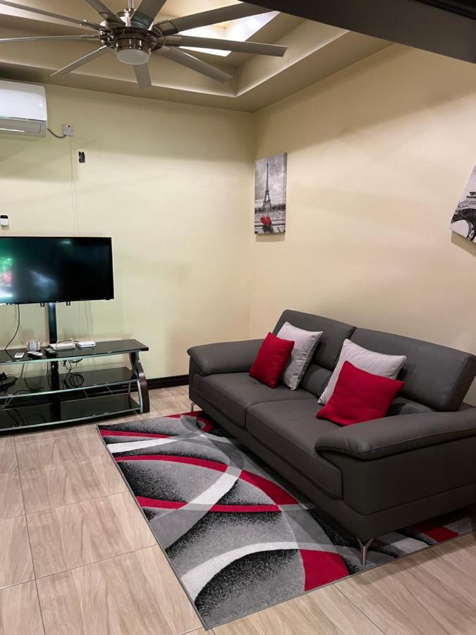 Kingston Oasis One Bedroom Extérieur photo